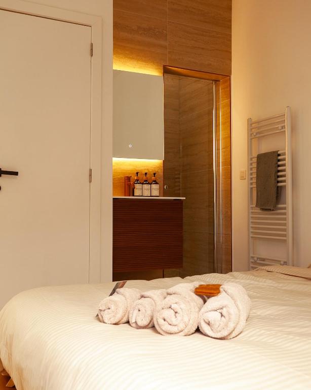 1 BR Stylish flat with balcony photo 3