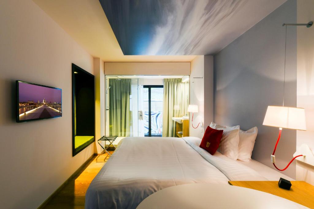 Hotel The Royal Snail photo 2