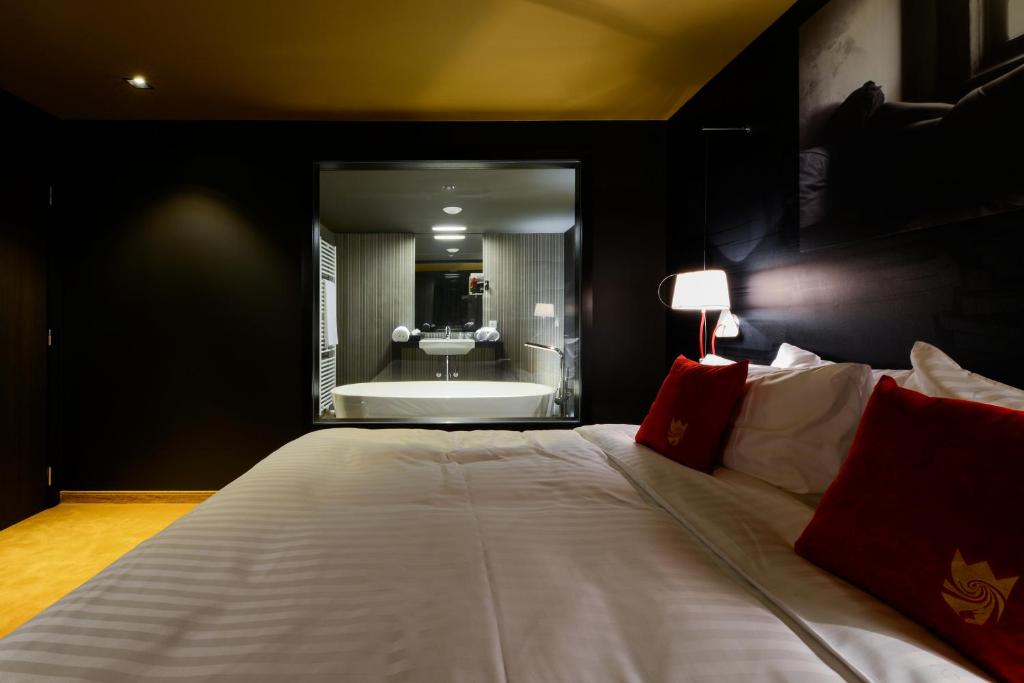 Hotel The Royal Snail photo 3