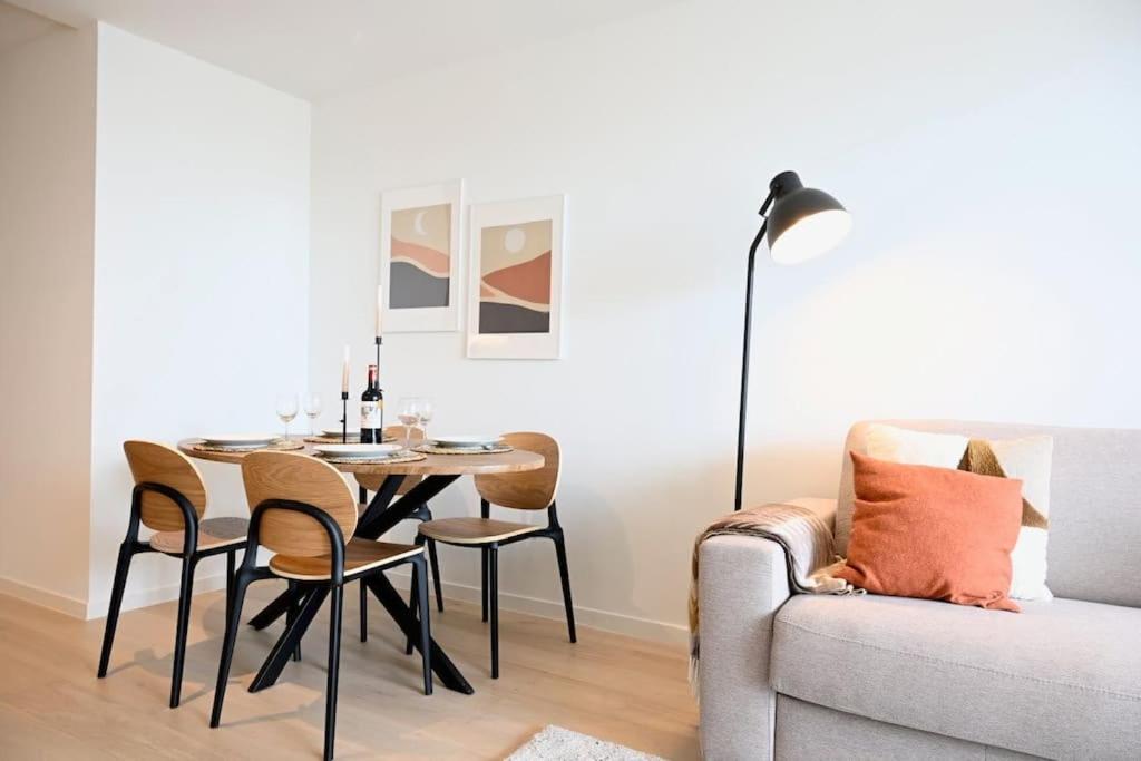 Spacious 4-Guest Seaside in Ostend — photo 1