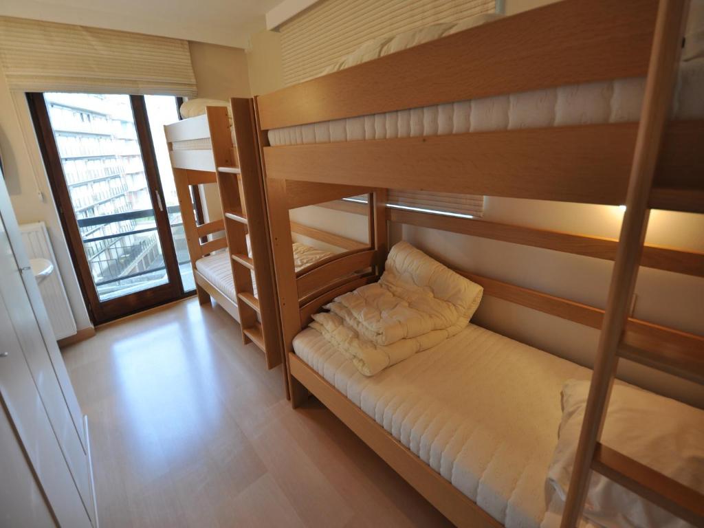 Apartment in Belgium with Side Sea View photo 2