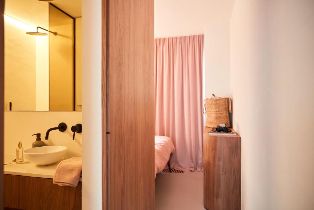The Pink Penthouse photo 3