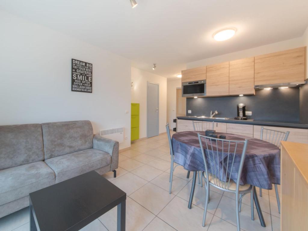 Studio Deauville II 010 with parking by Interhome photo 3