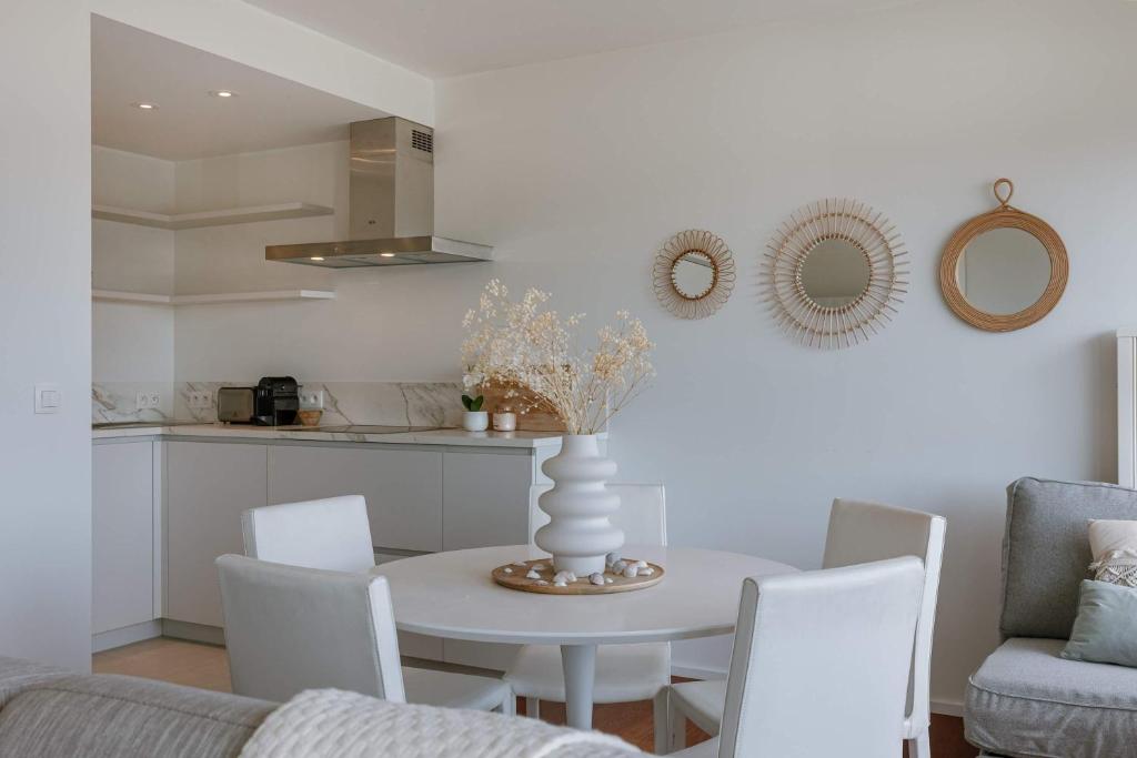 Wonderful studio near the beach photo 3