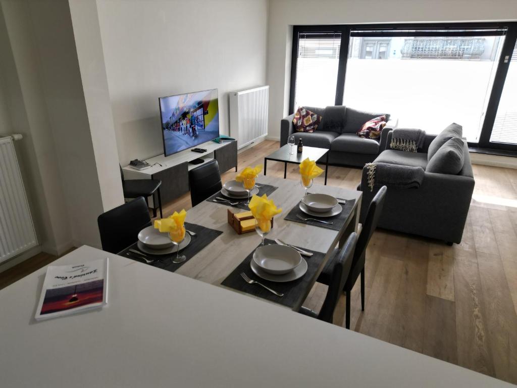 Laurina's Cove — photo 1