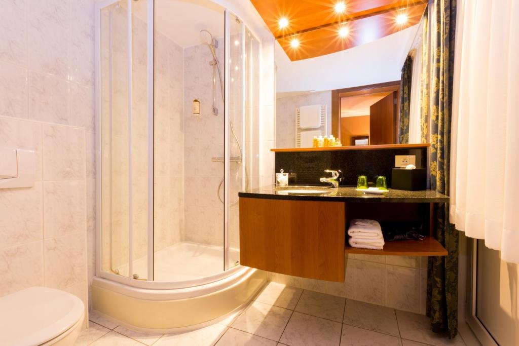 Hotel Royal photo 3