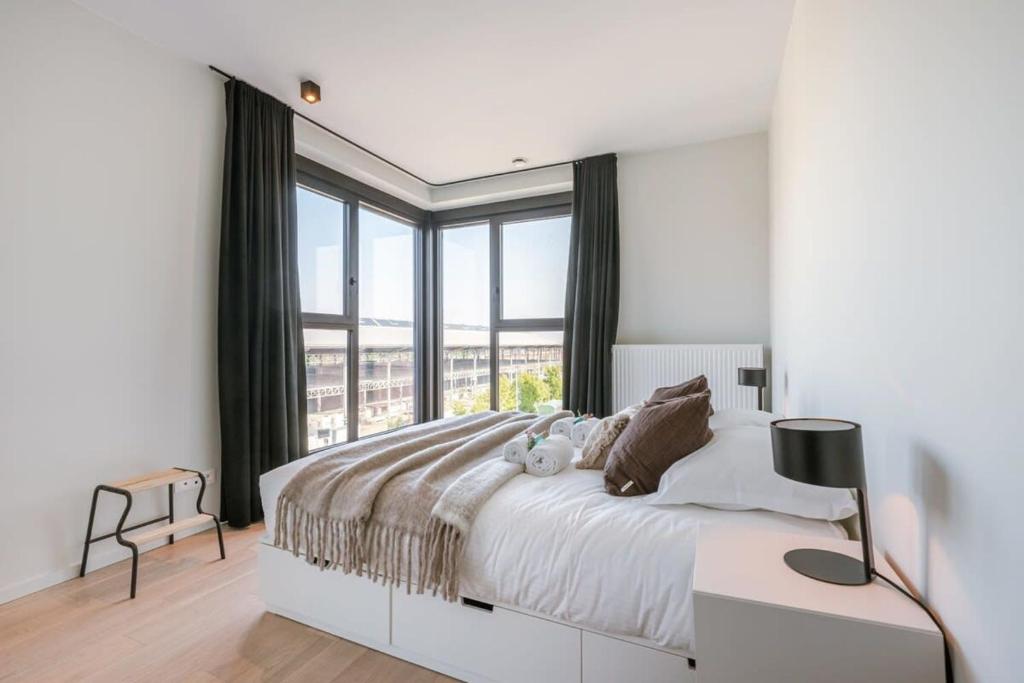 Spacious apartment with beautiful terrace in Ghent photo 2