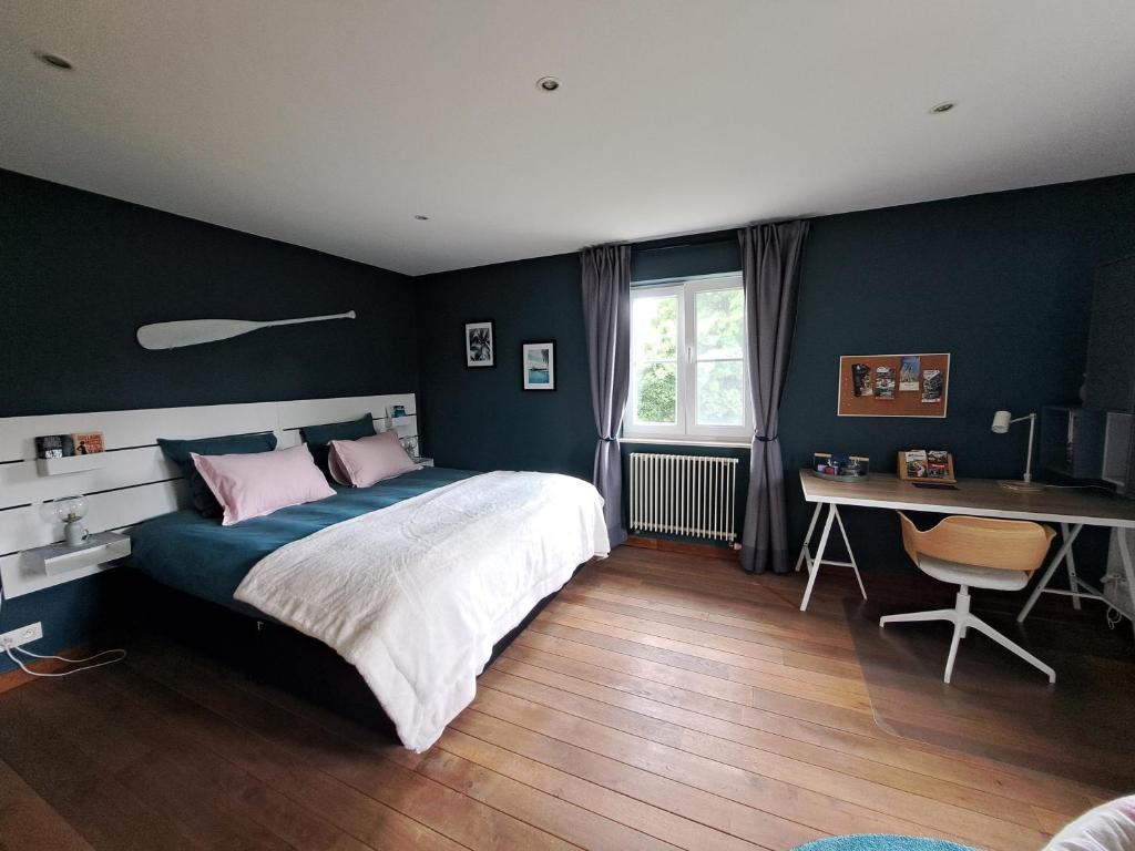 Sherlock's Home - Guest House photo 2