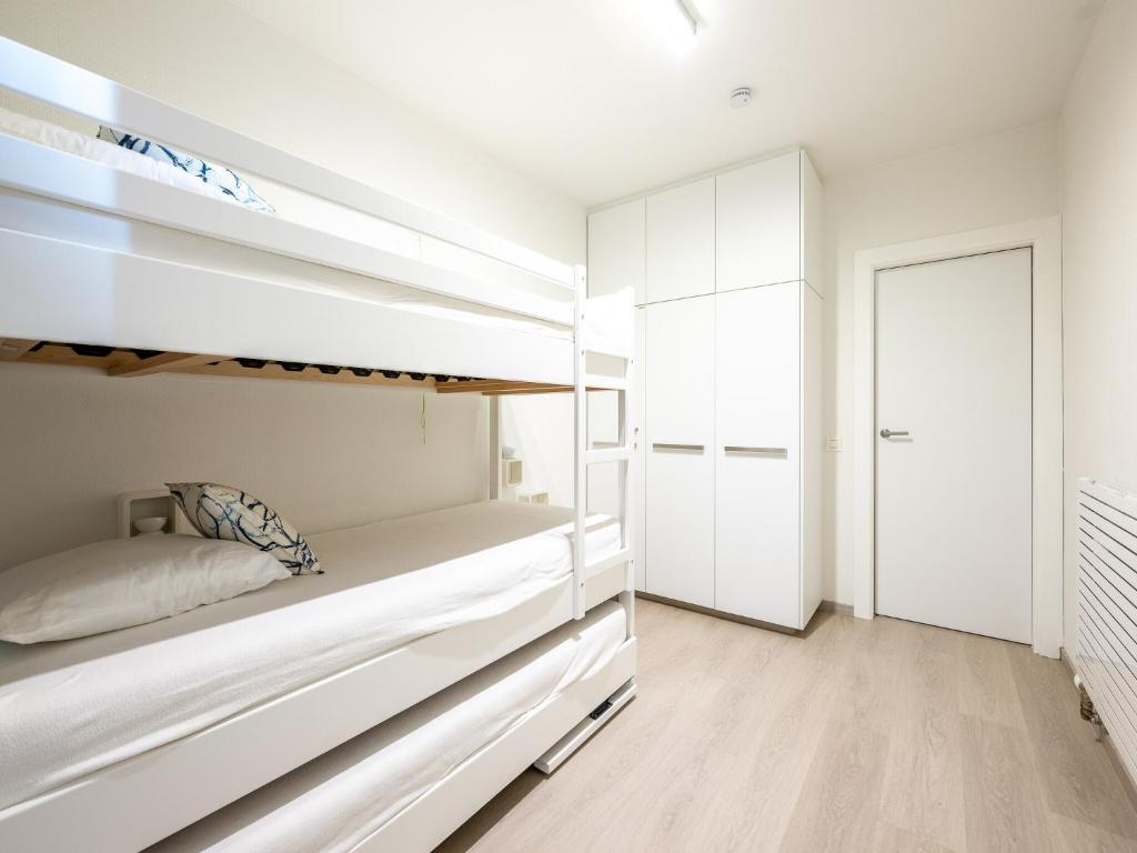 Apartment in Blankenberge with Sea Views photo 2