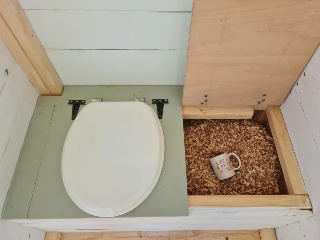 Tente glamping "bluebird" à la Ferme de la Chevêche photo 3