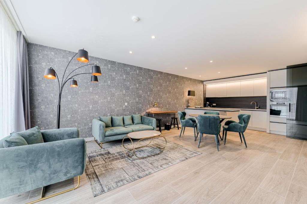 Acropolis - Luxury Appartments I Hotelservice and parking — photo 1