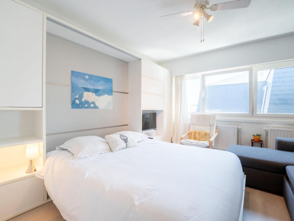 Studio Douceur de vivre nearby beach by Interhome photo 2