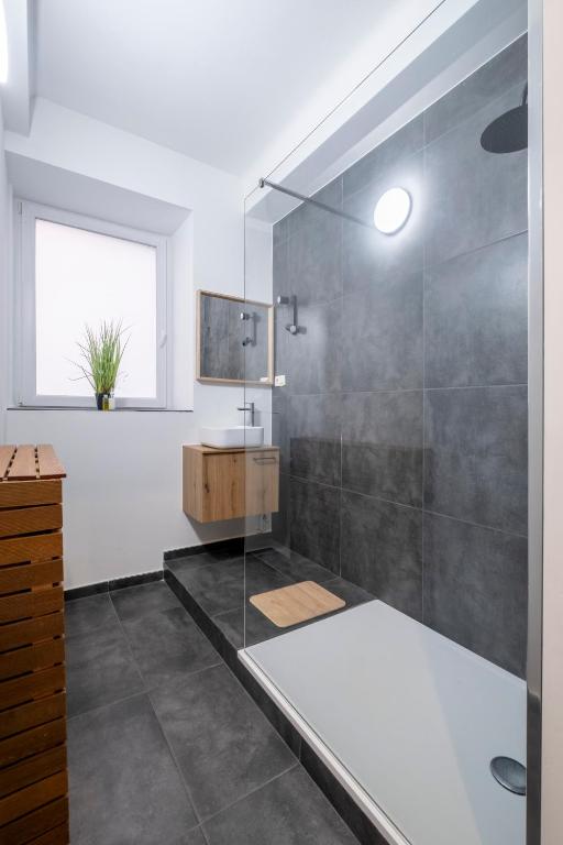 NOMAD APARTMENTS - Henin photo 2