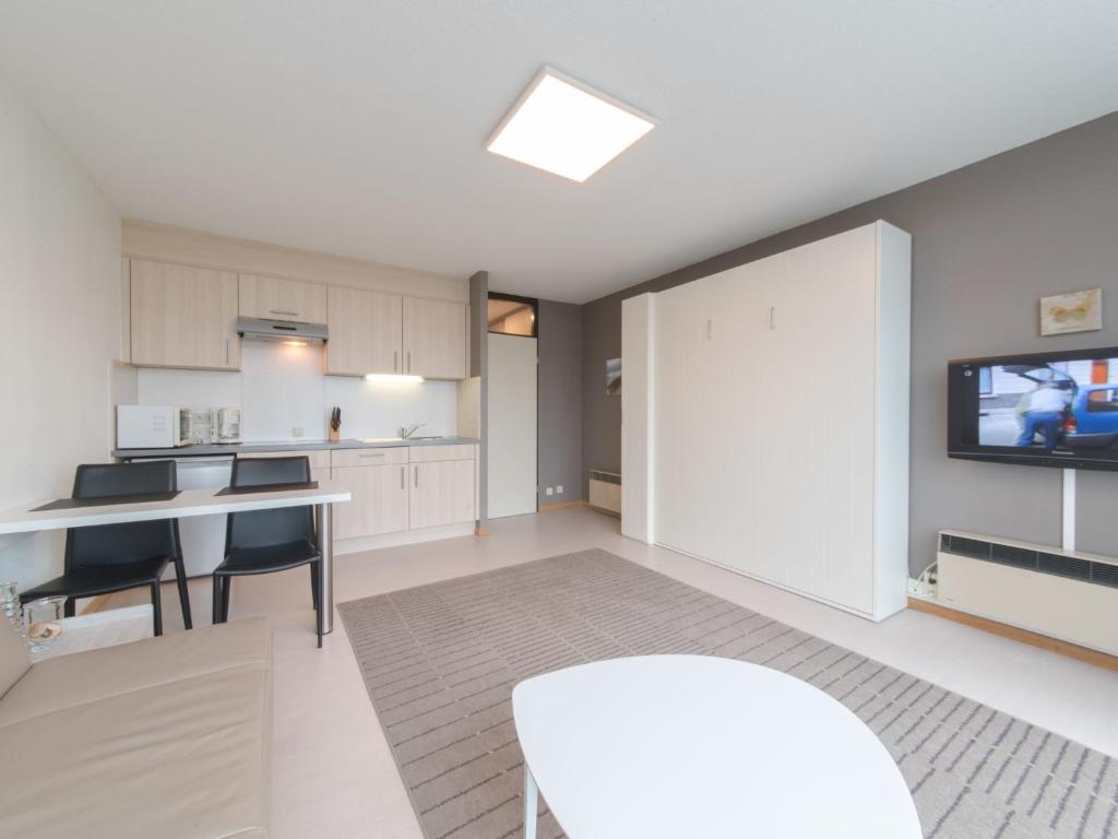 Studio Zeezicht by Interhome photo 2