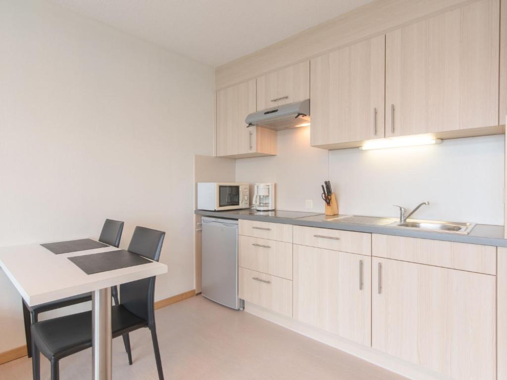 Studio Zeezicht by Interhome photo 3