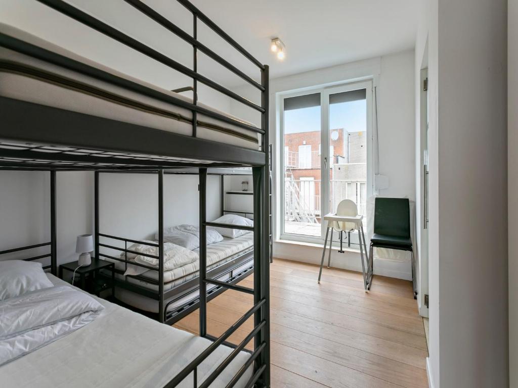 Penthouse in Blankenberge near the Beach photo 2