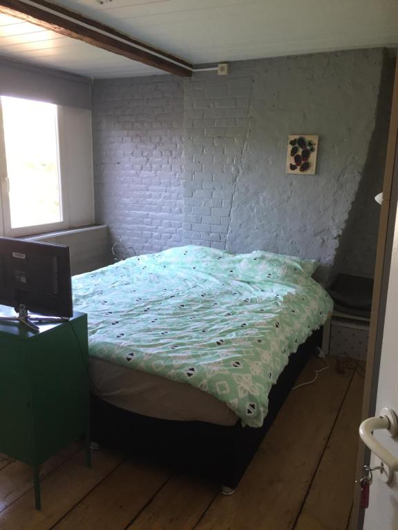 Au 194 photo 2