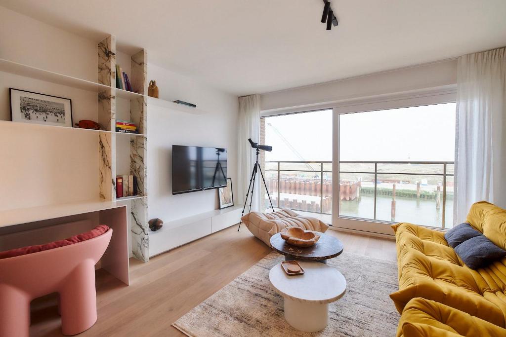 Suite Riverside — photo 1