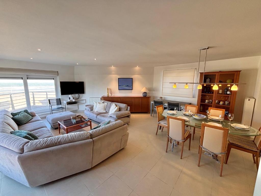 Windjammer A3 - Sea View photo 2