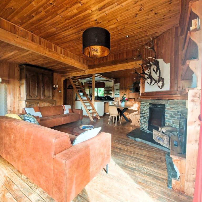 Woodstone photo 2