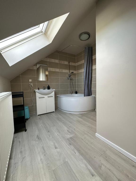 The 75 renovated work or holiday home photo 3