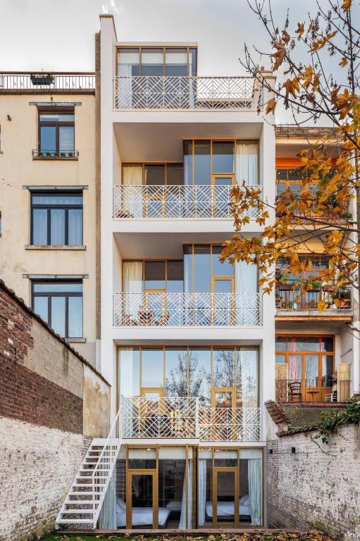 Top Floor New Duplex Stunning View In Trendy St Gilles photo 3