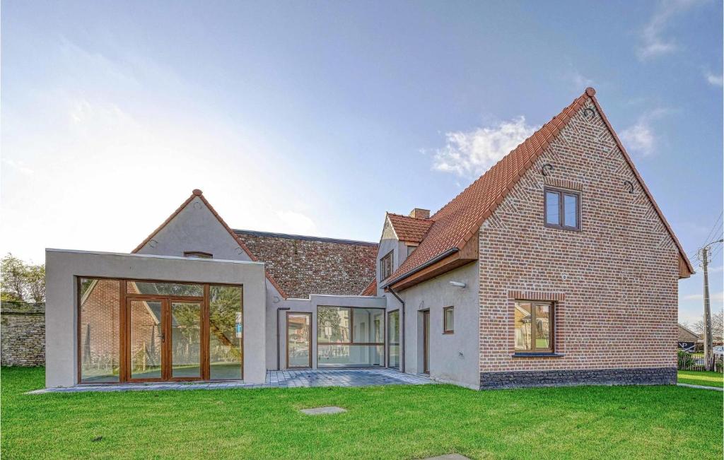 4 Bedroom Awesome Home In Diksmuide — photo 1