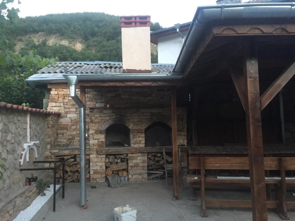Elenite Guesthouse photo 2