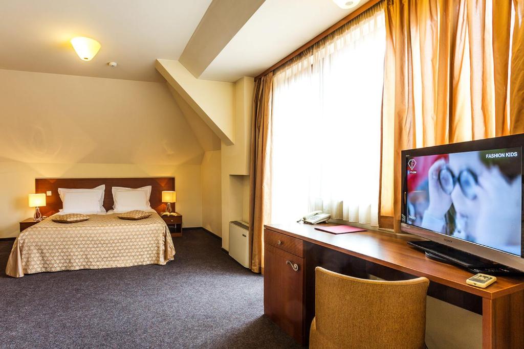 Sofia Place Hotel by HMG photo 3