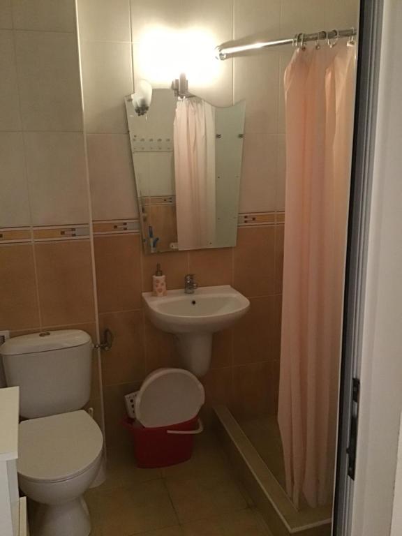 SunnySeasons Apartment with swimming pool view photo 3