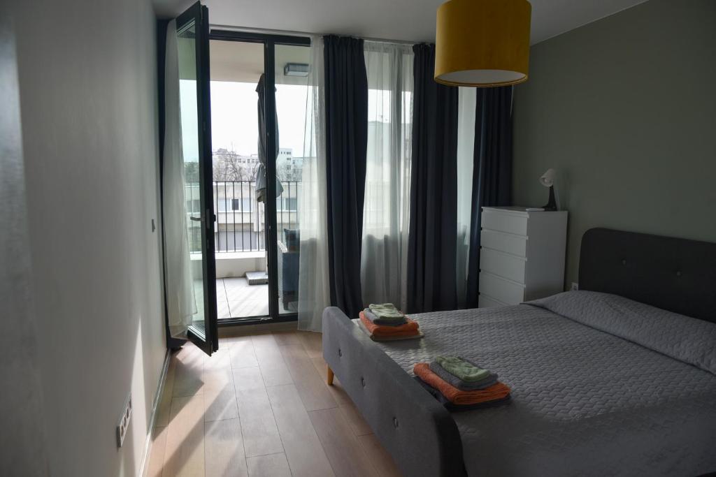 Sunlit Elegance Escape Apartment photo 2