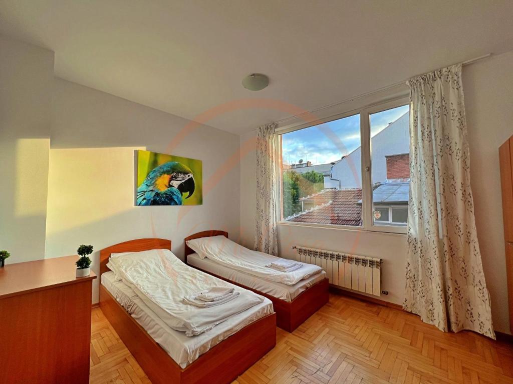 Tranquil Retreat in the Heart of Sofia: 2BR photo 2