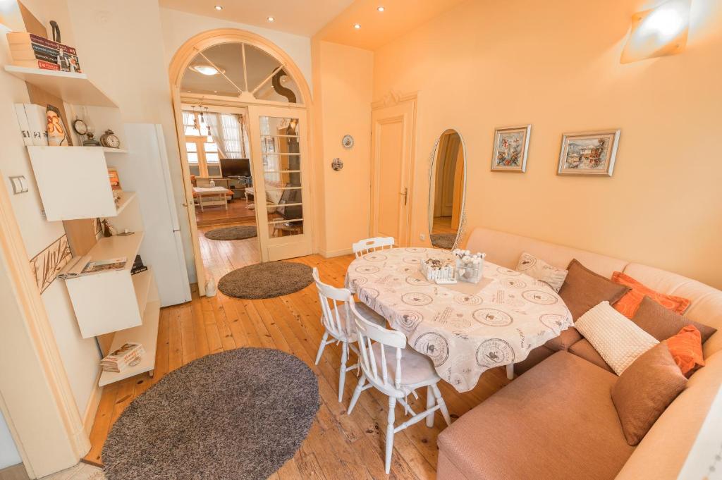 TOMOVI HOME - Three bedrooms City center — photo 1