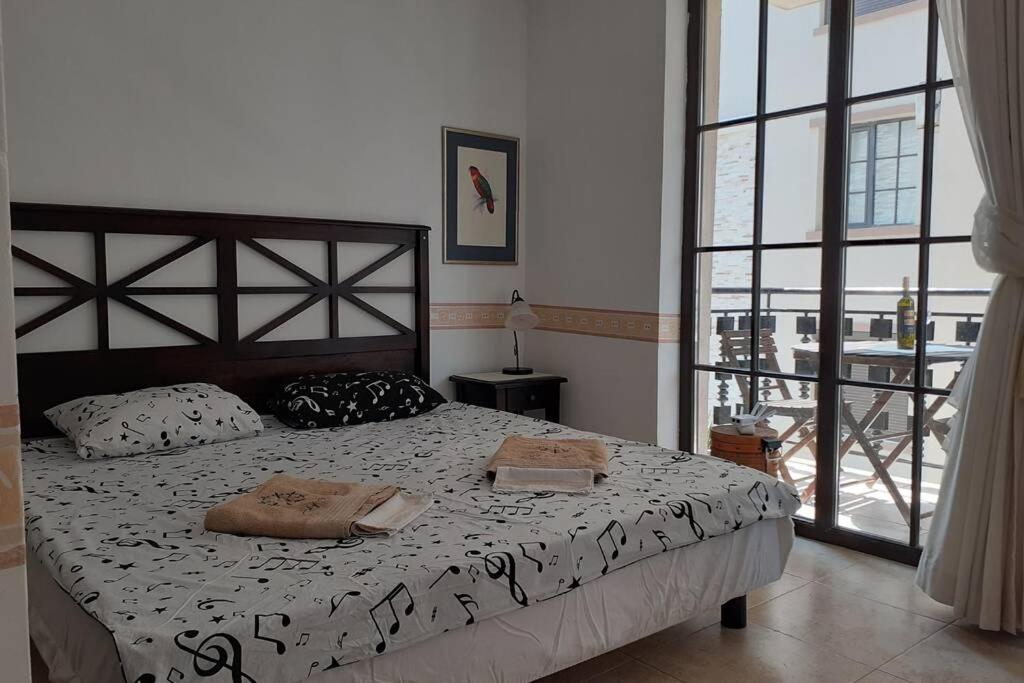 Studio at "The Cliff" complex South Beach Obzor photo 2