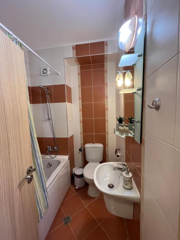Sozopol Seaside Residence with Free Parking photo 3