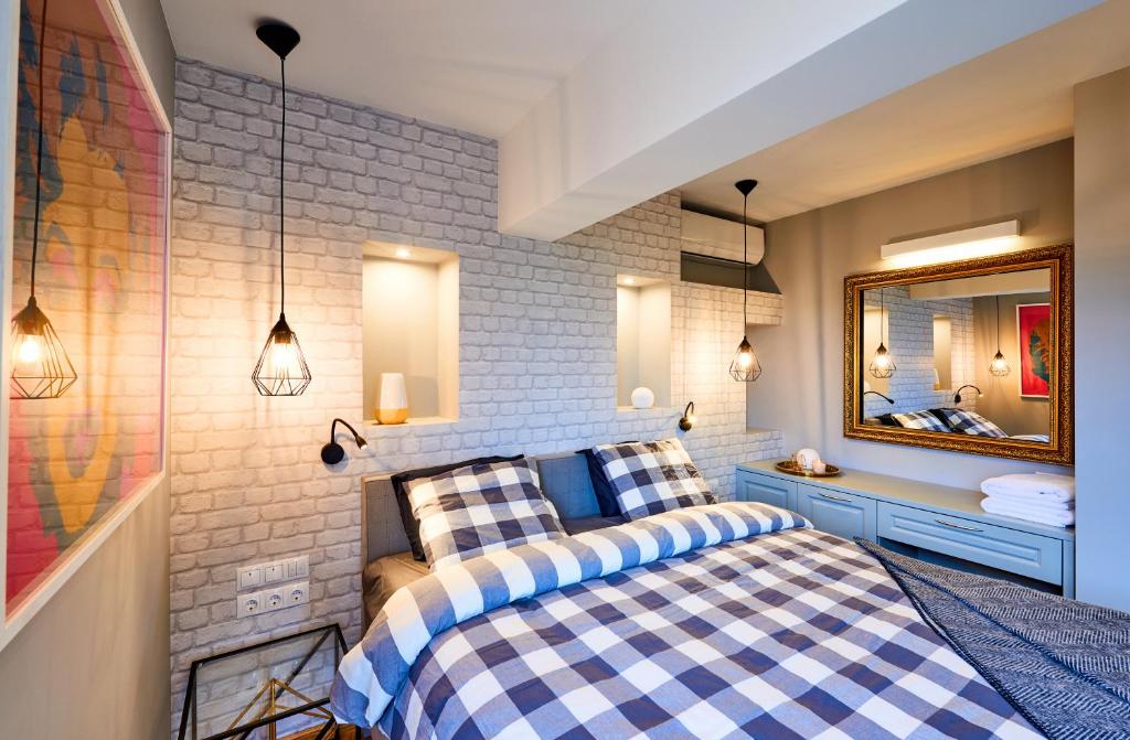 Stylish and High-end Designer Apartments in City Center photo 2