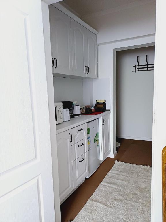 Wild Cherry 2 bedroom Apartament Economy-3 photo 3