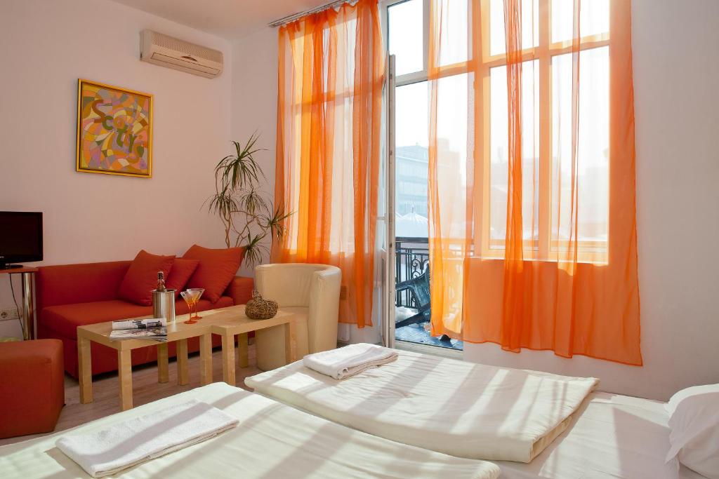 Scotty's Boutique Hotel photo 2