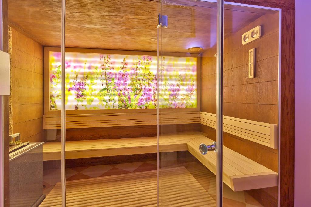 Hotel Club Central photo 3