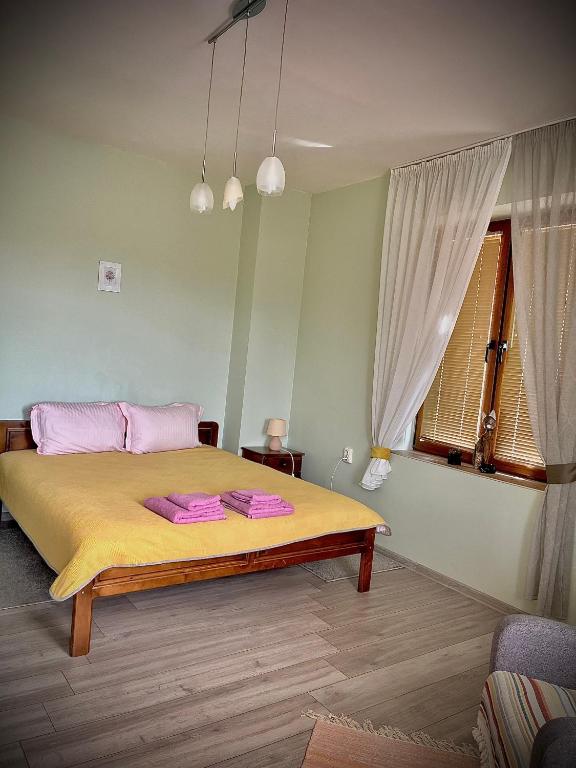 The Sunny Guest House of Veliko Tarnovo-Amazing View photo 2