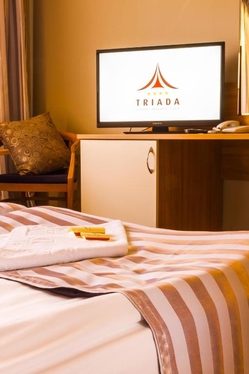 Triada Hotel photo 3