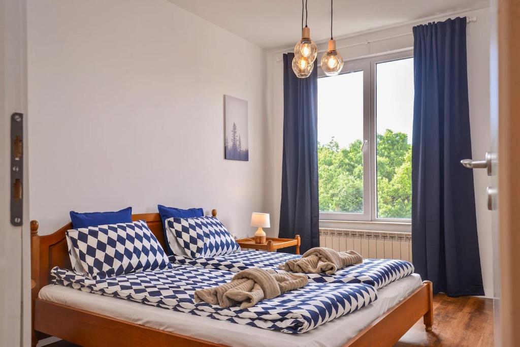 Spacious 2BD 2BA Flat - South Park & Vitosha Views by Flat Mаnager photo 2