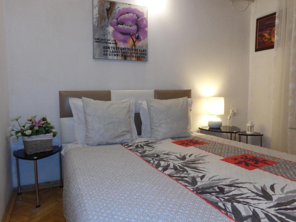Zoya Apartment photo 2