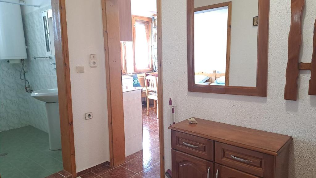 Summerbreath Apartments photo 3