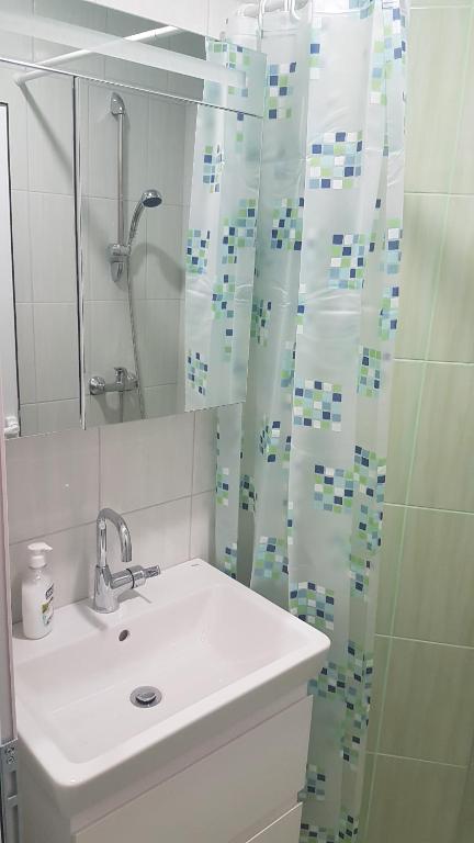 Roza Apartment photo 3
