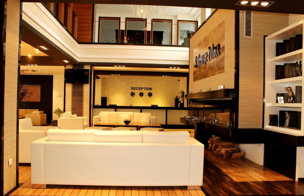 Saint George Palace Aparthotel photo 2