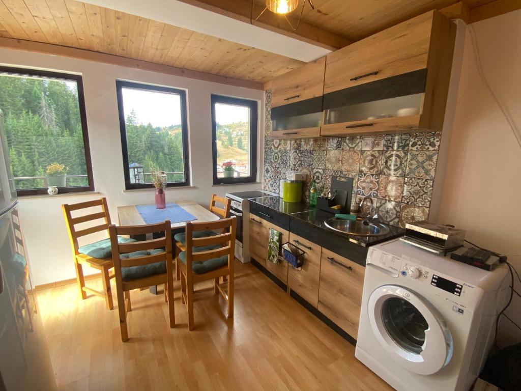 Stoykite Escape House — photo 1