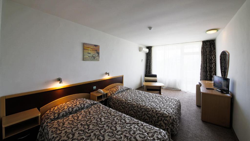 Hotel Shipka All Inclusive photo 2