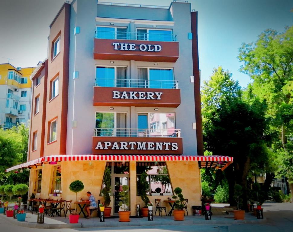 The old Bakery Apartments — photo 1