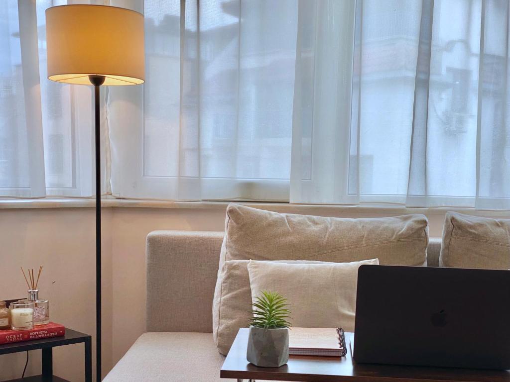 Sunny & Cozy Apartment for 4 Guests & Free Parking photo 2